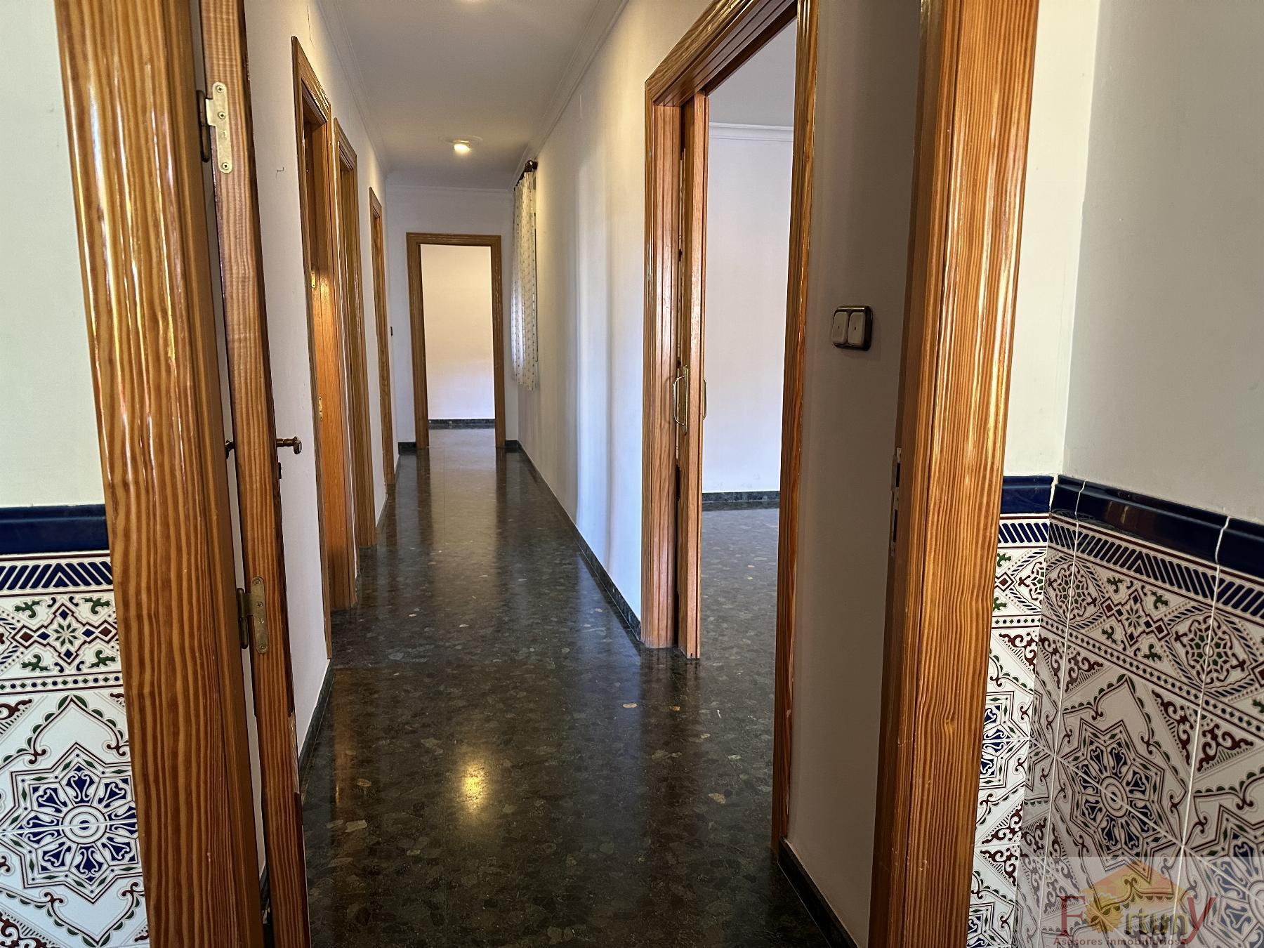 For sale of house in Dílar