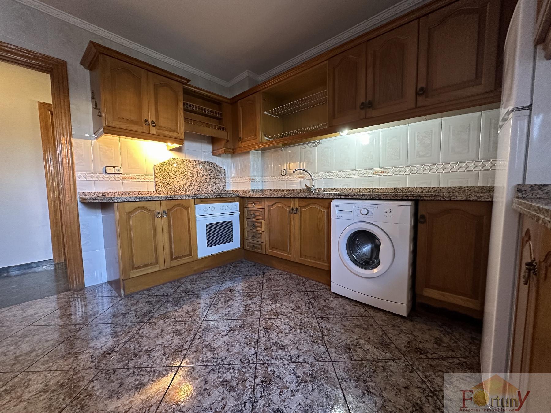 For sale of house in Dílar
