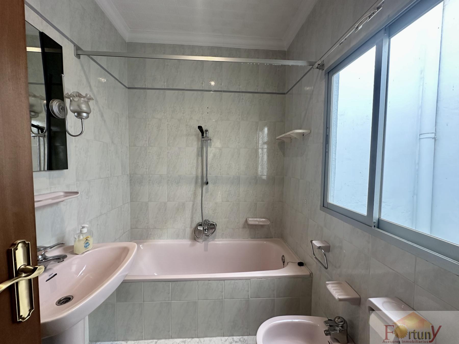 Venta de casa en Motril