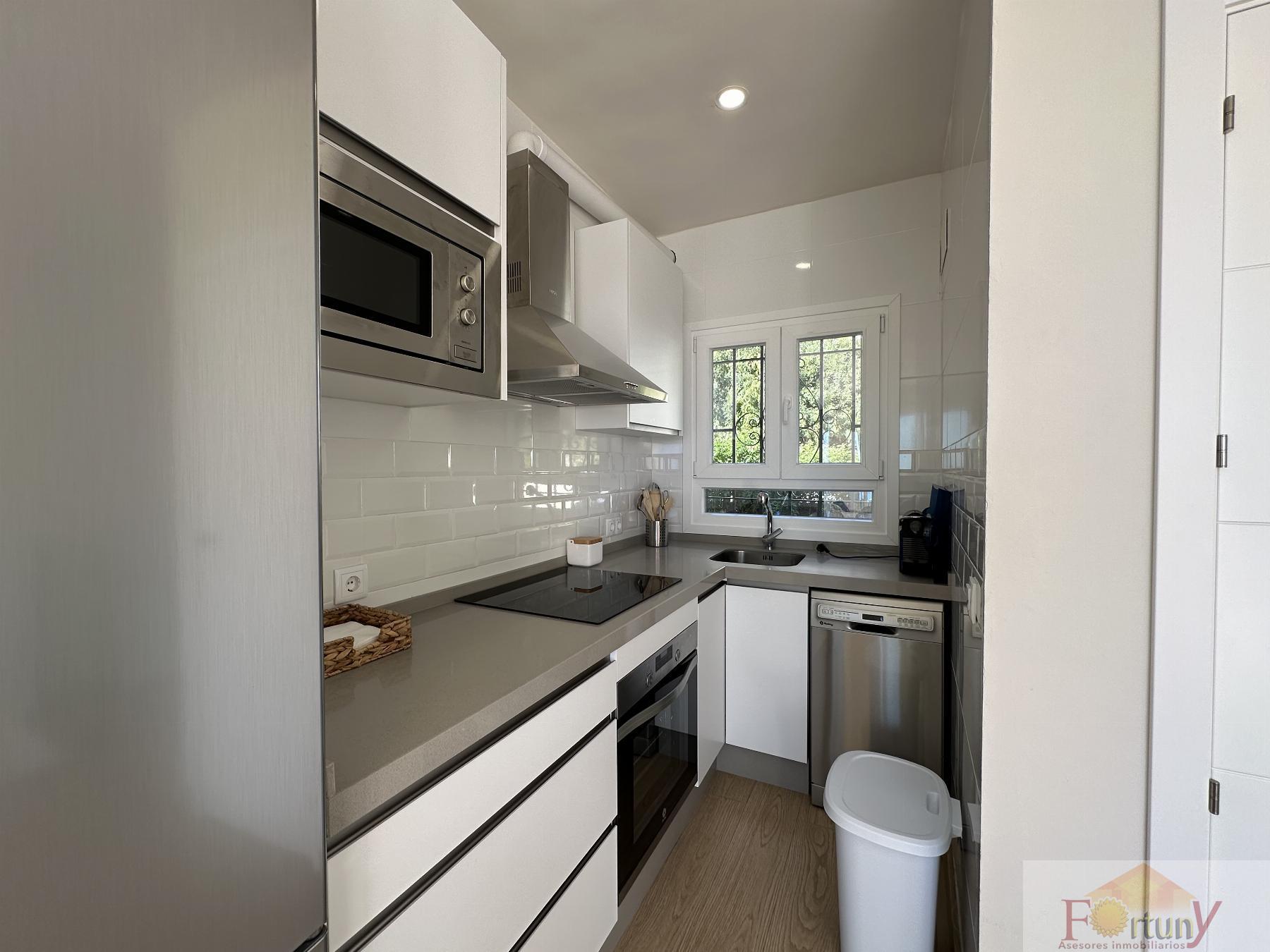 For sale of apartment in La Herradura