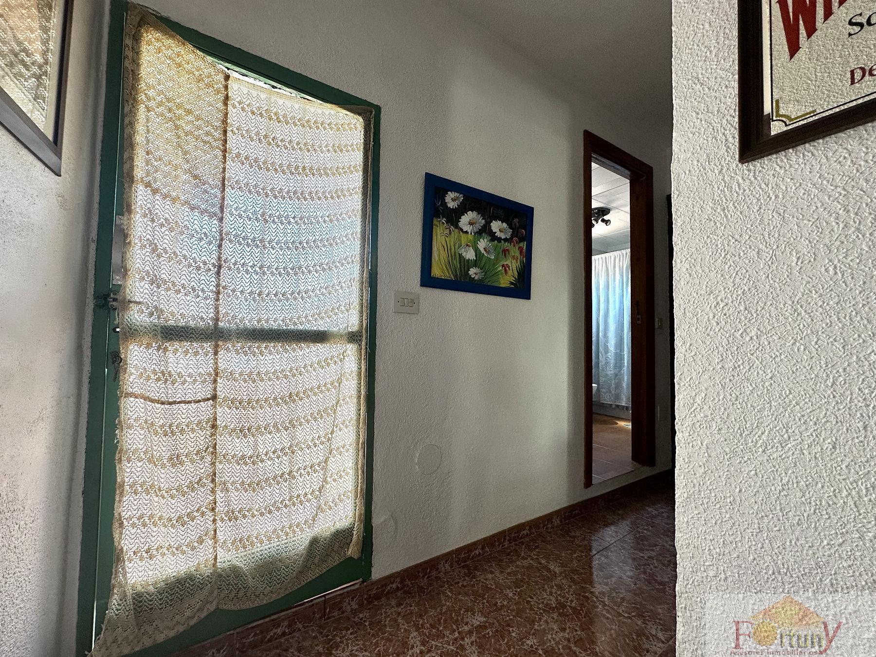 For sale of house in Otívar