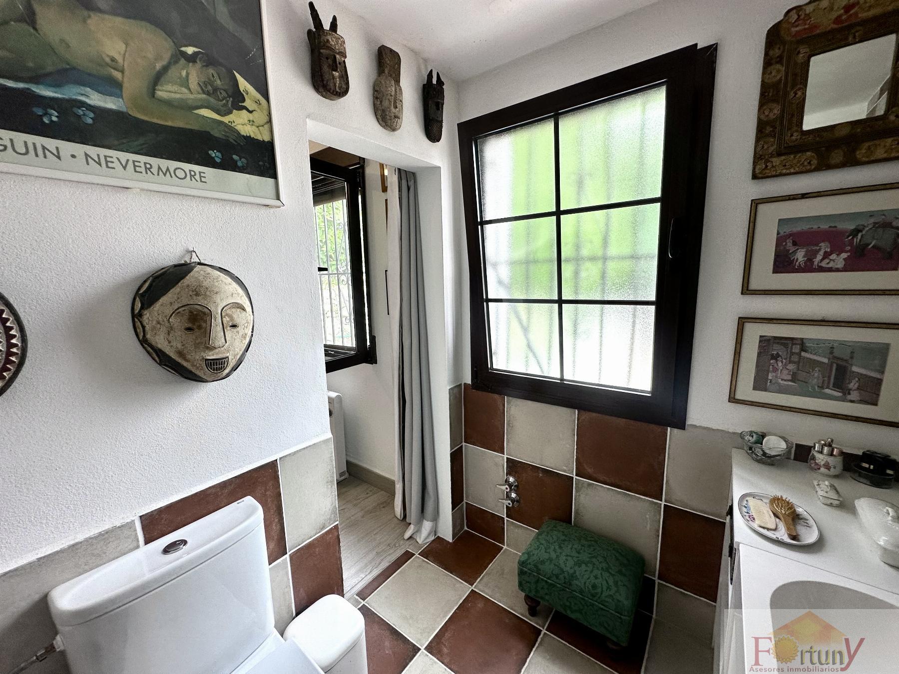 For sale of house in La Herradura