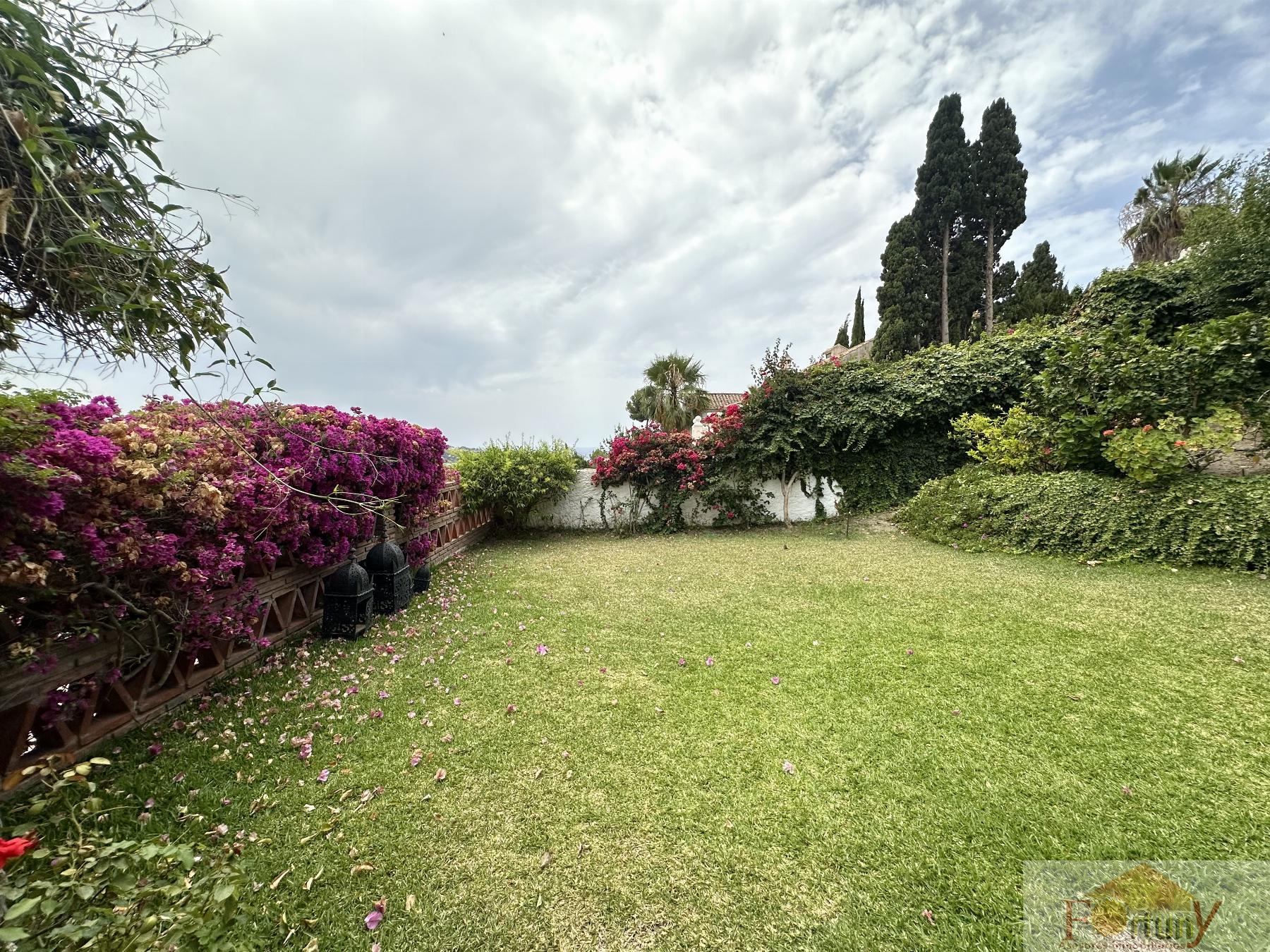 For sale of house in La Herradura