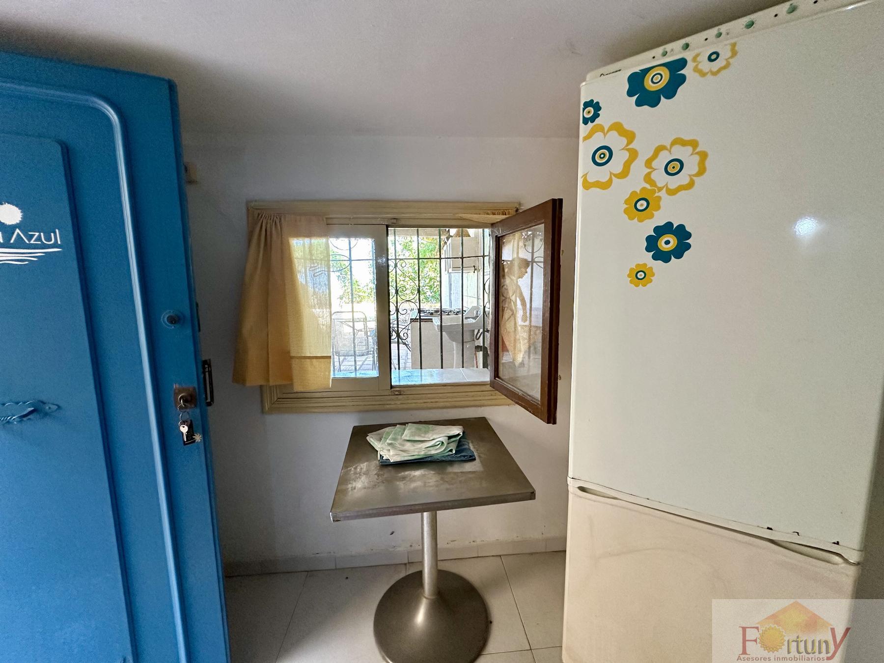 For sale of house in Salobreña