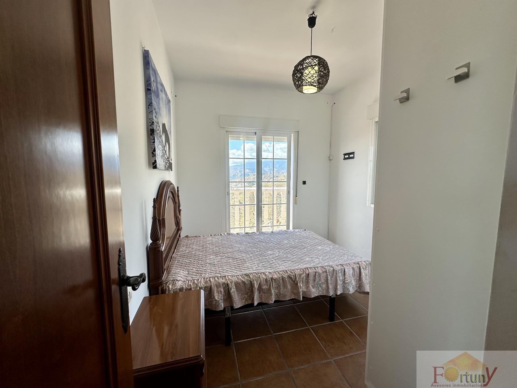 Venta de casa en Salobreña