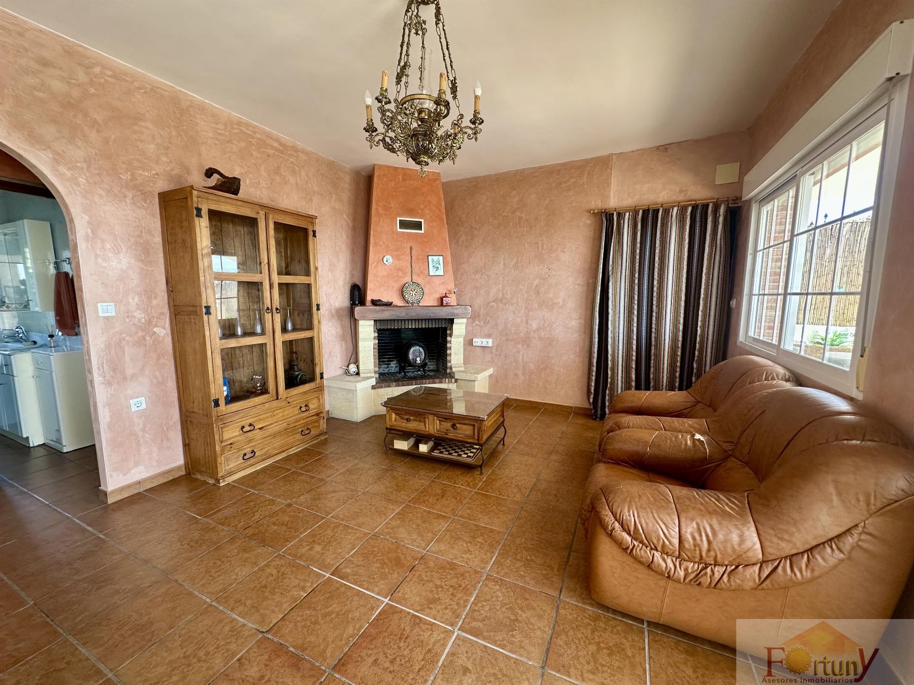 Venta de casa en Salobreña