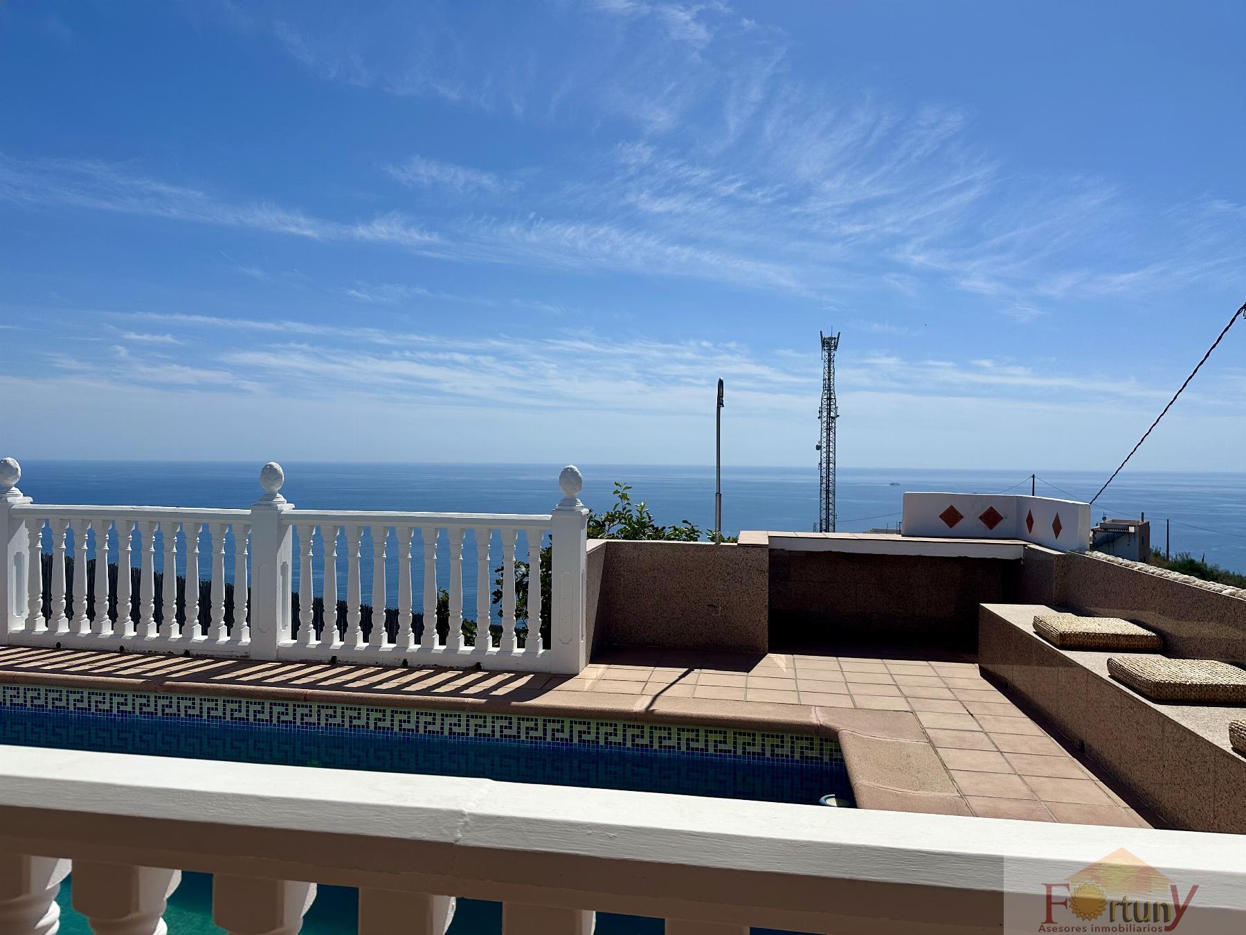 Venta de casa en Salobreña