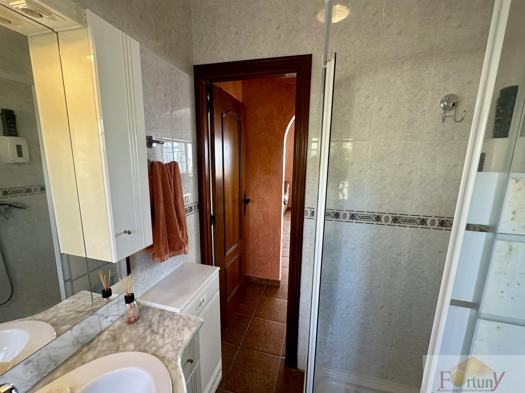 Venta de casa en Salobreña