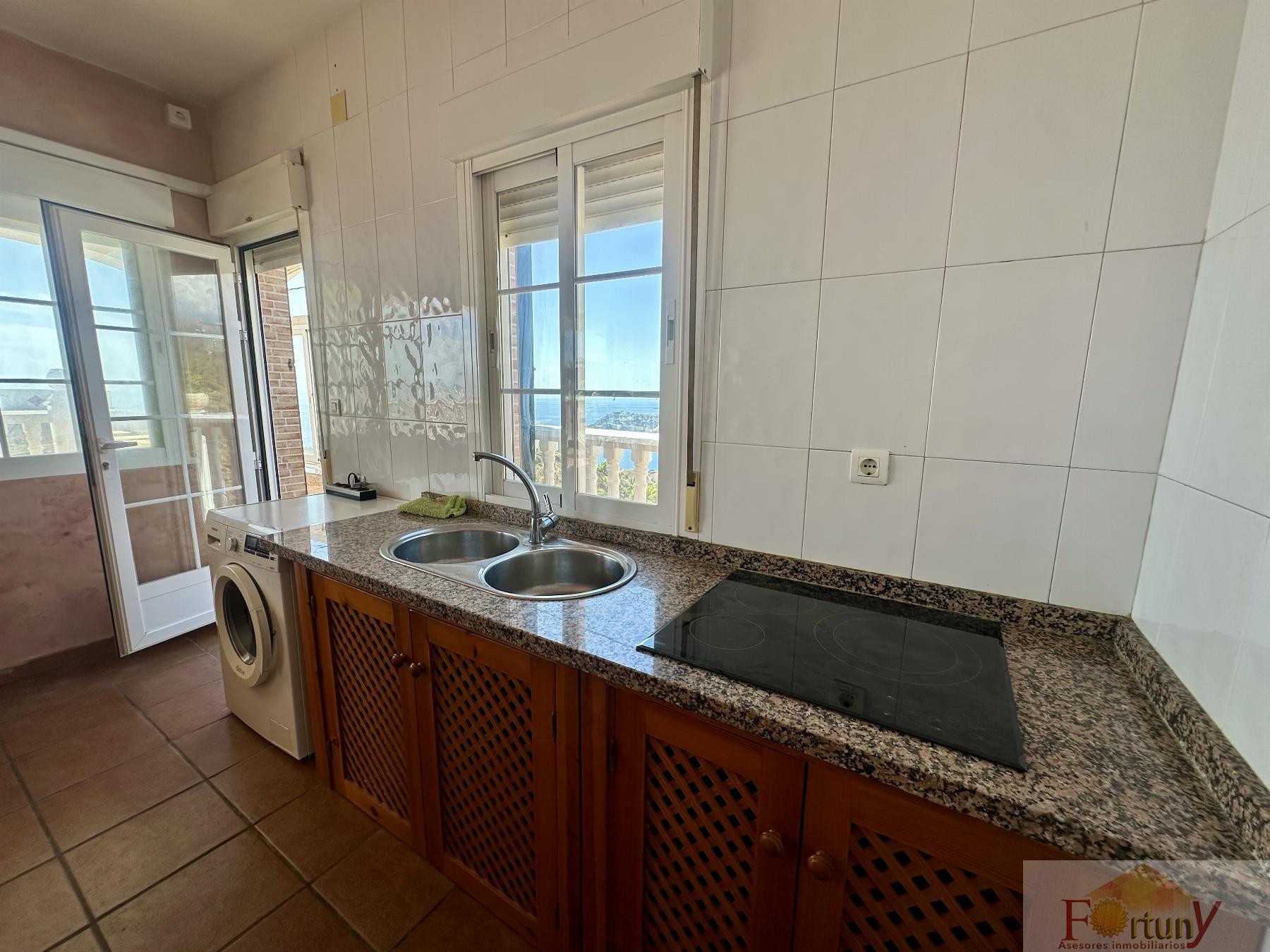 Venta de casa en Salobreña