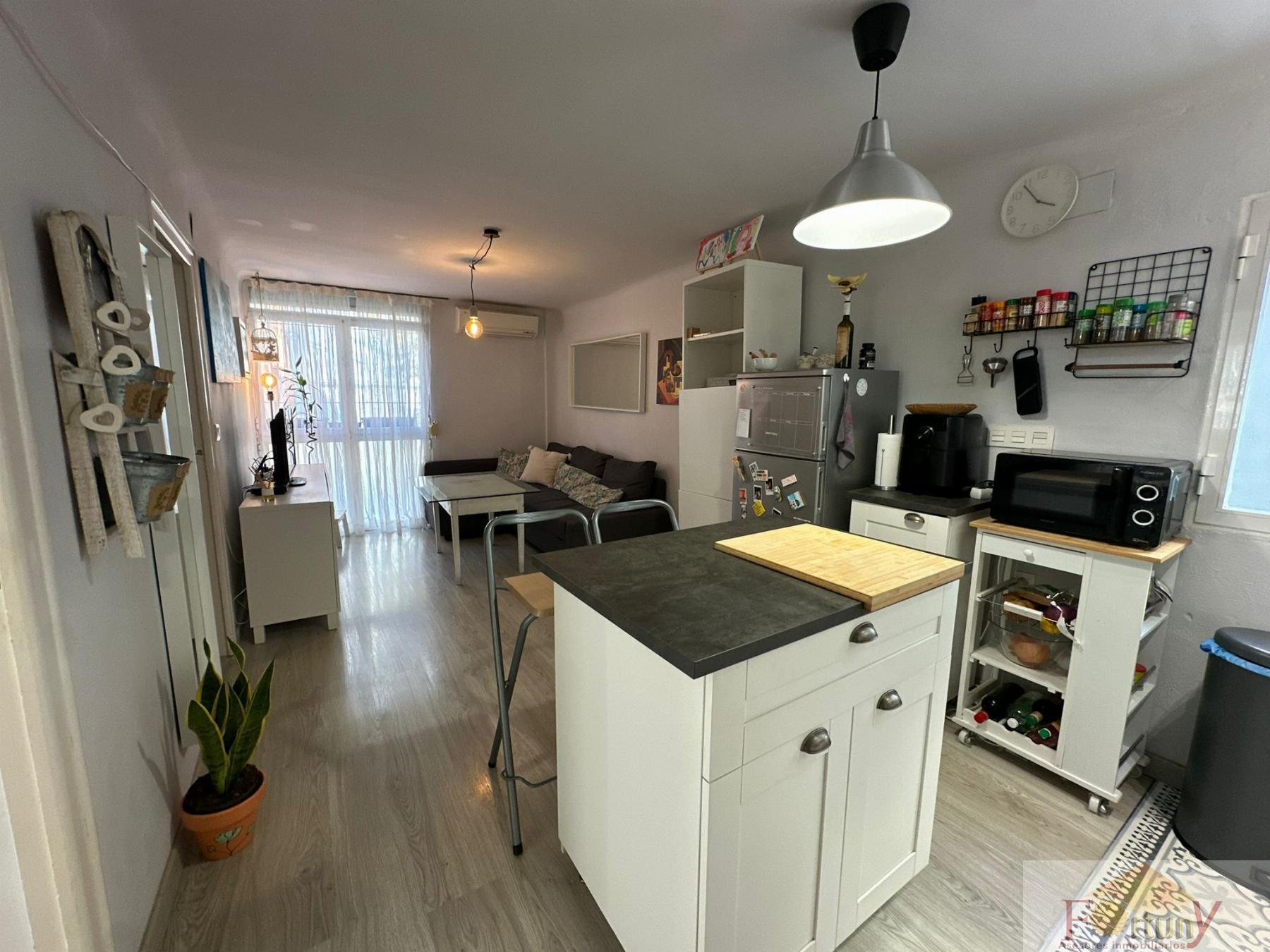 For rent of room in Granada