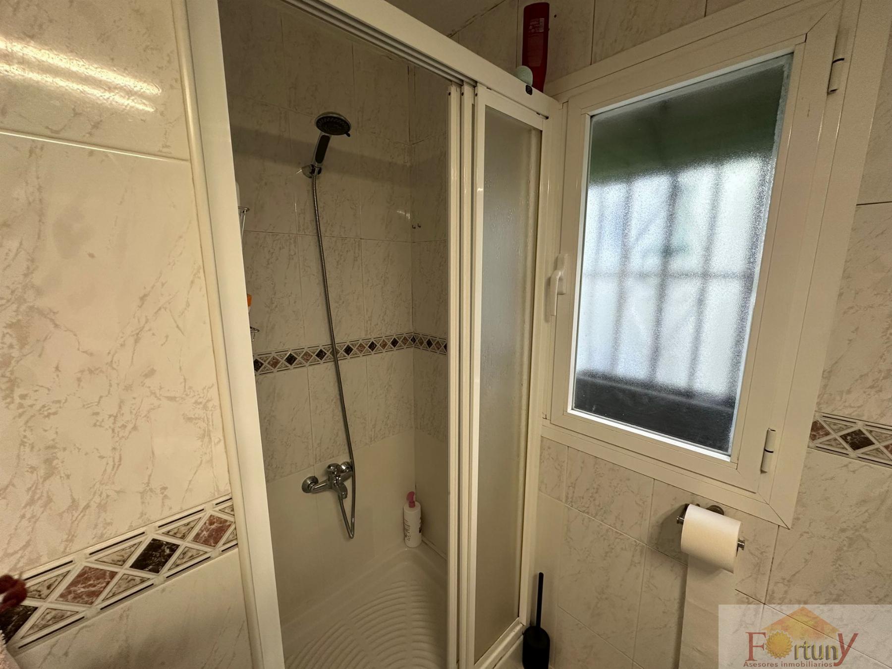 For rent of room in Granada