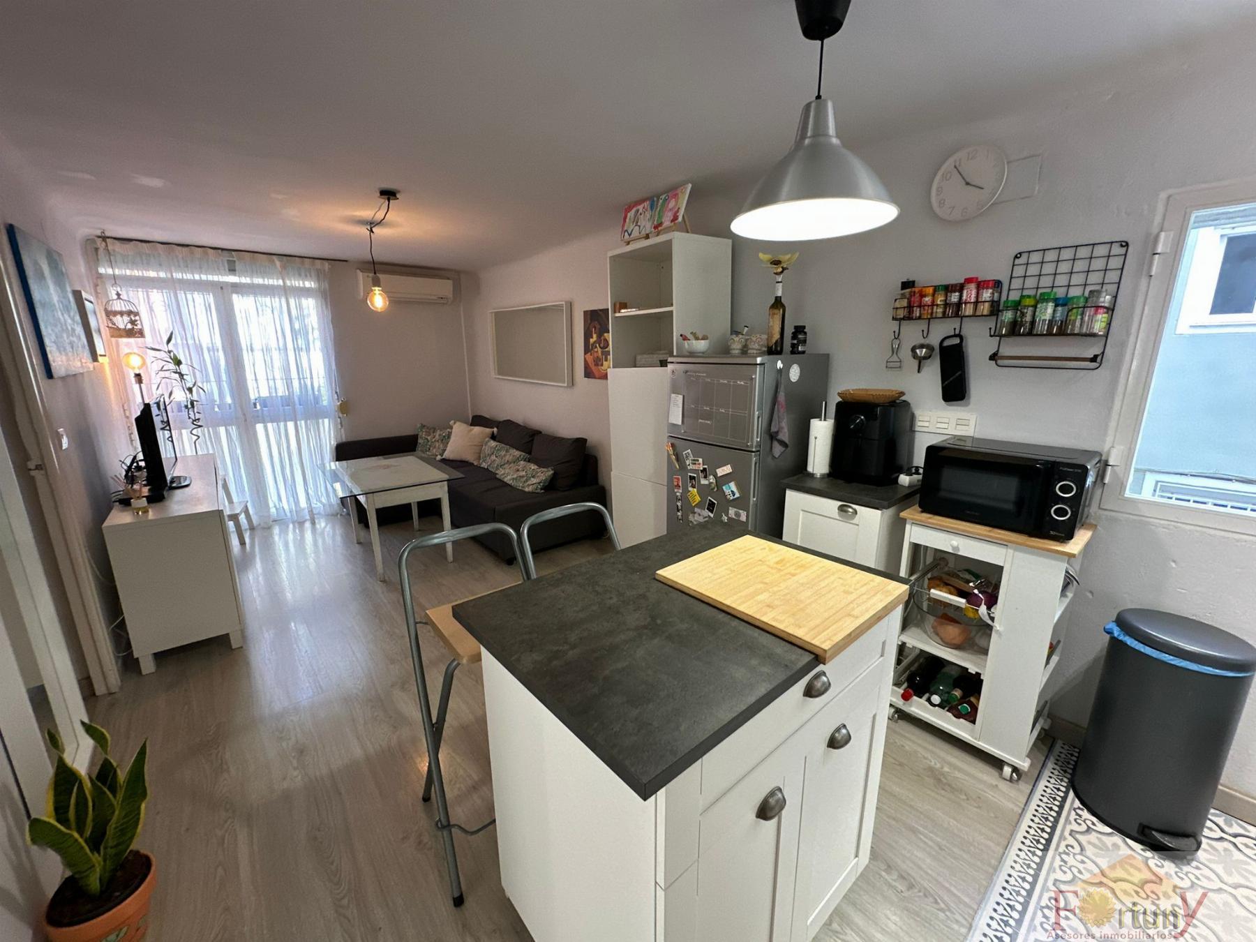 For rent of room in Granada