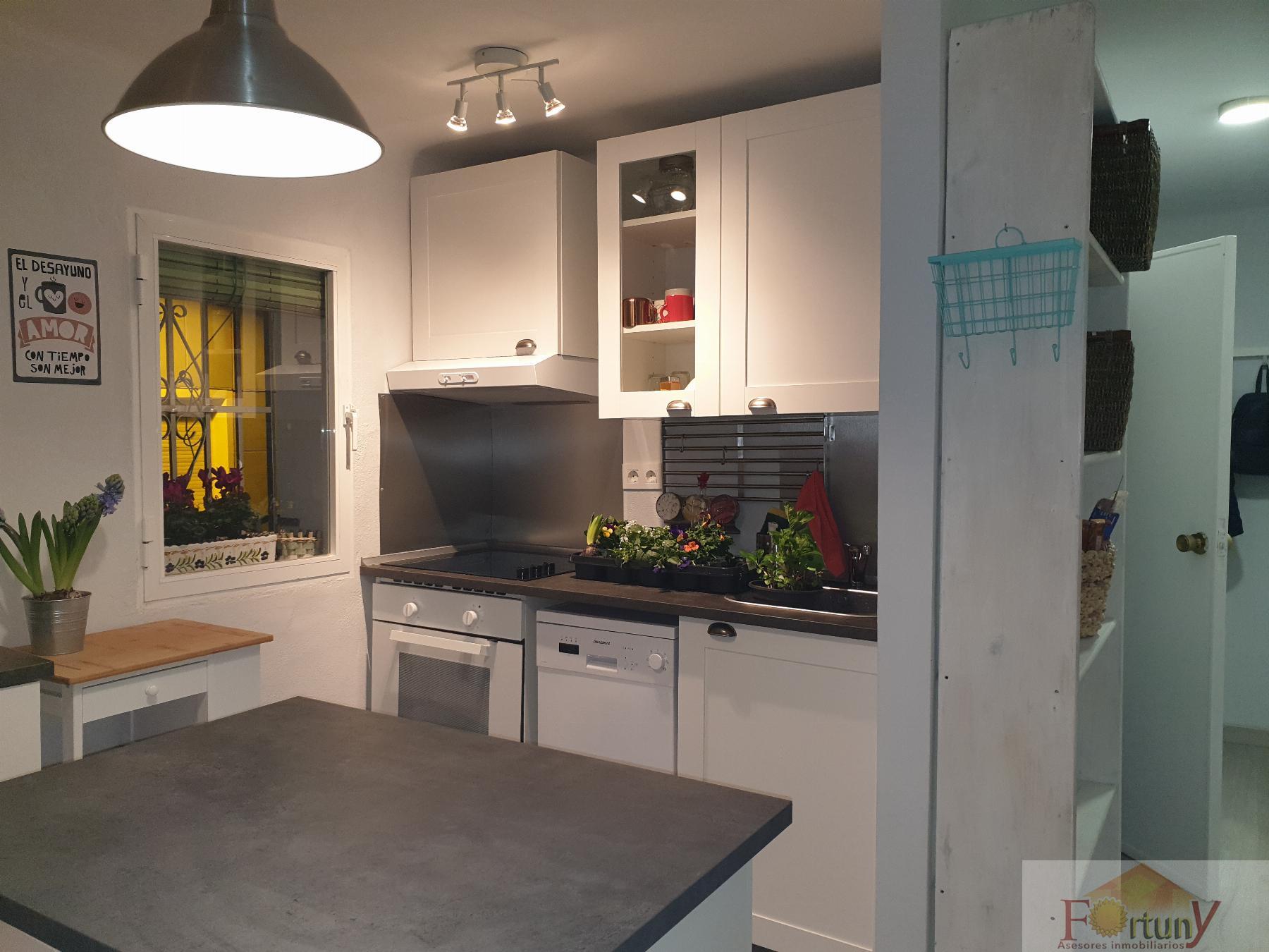 For rent of room in Granada