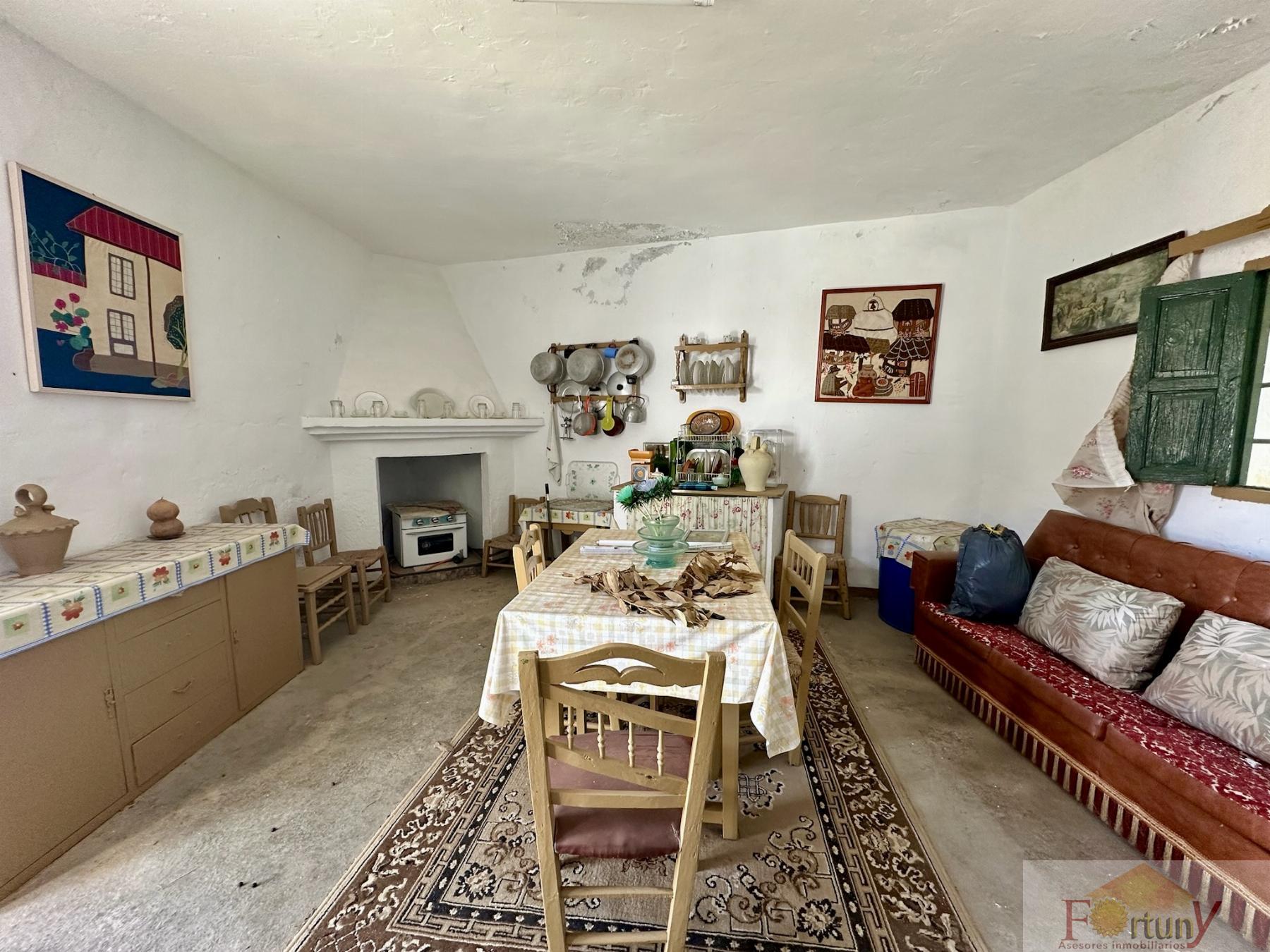 Venta de finca rústica en Otívar