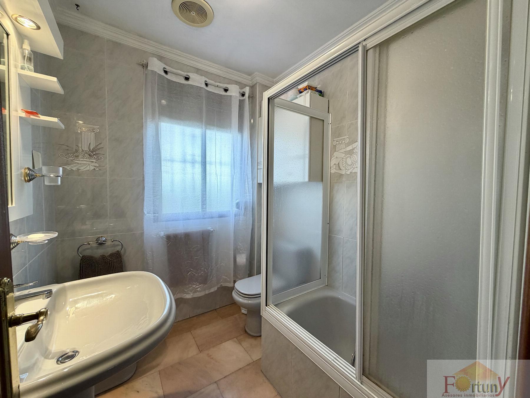 Venta de casa en Ogíjares