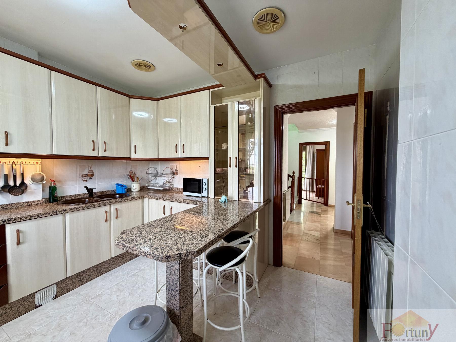 Venta de casa en Ogíjares