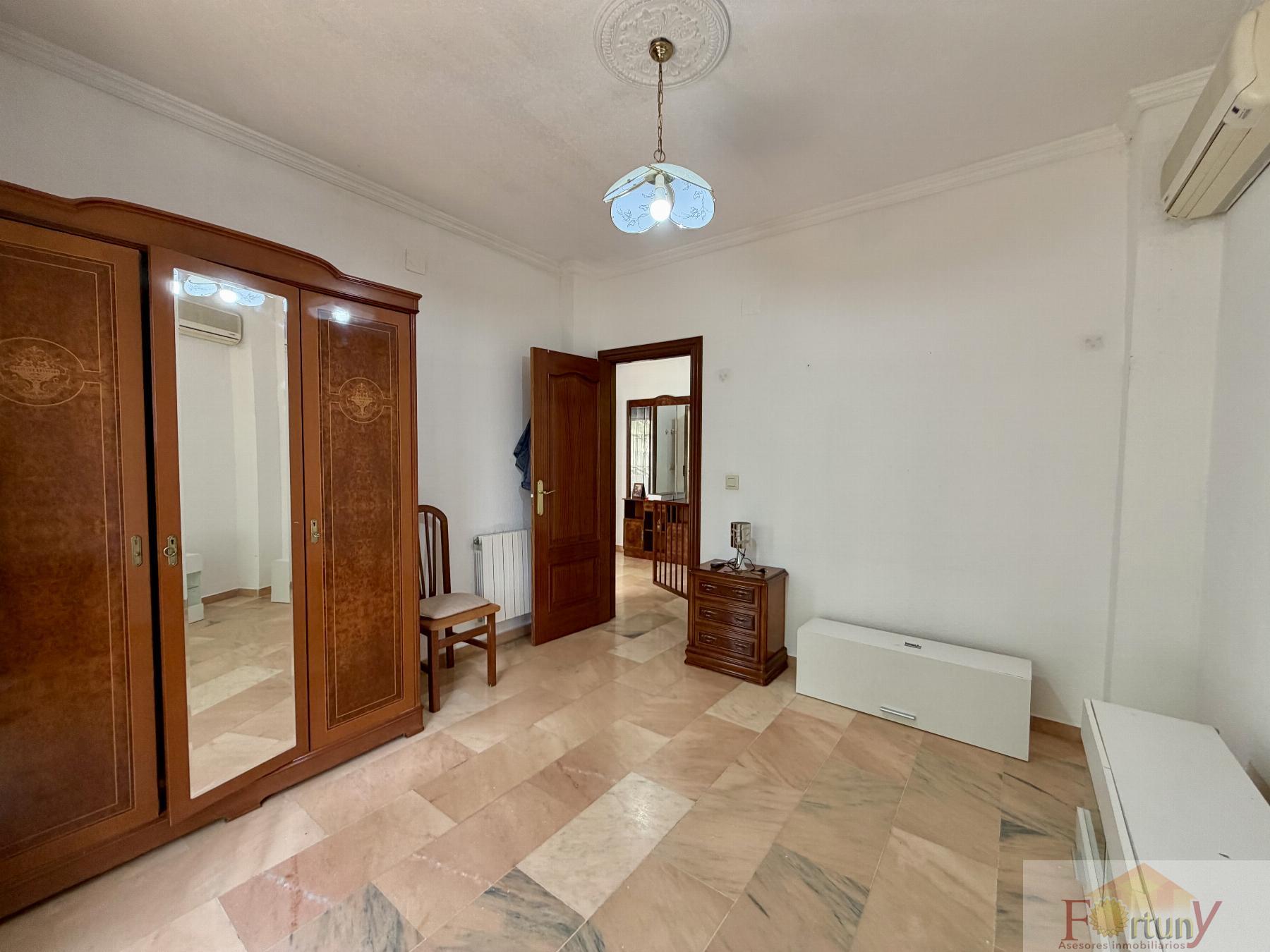 Venta de casa en Ogíjares