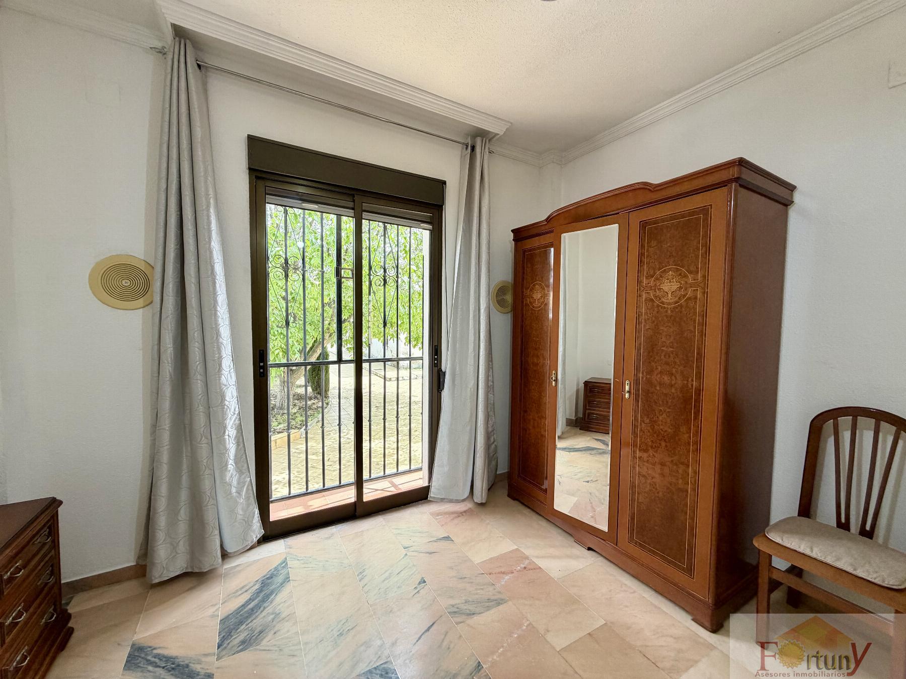 Venta de casa en Ogíjares