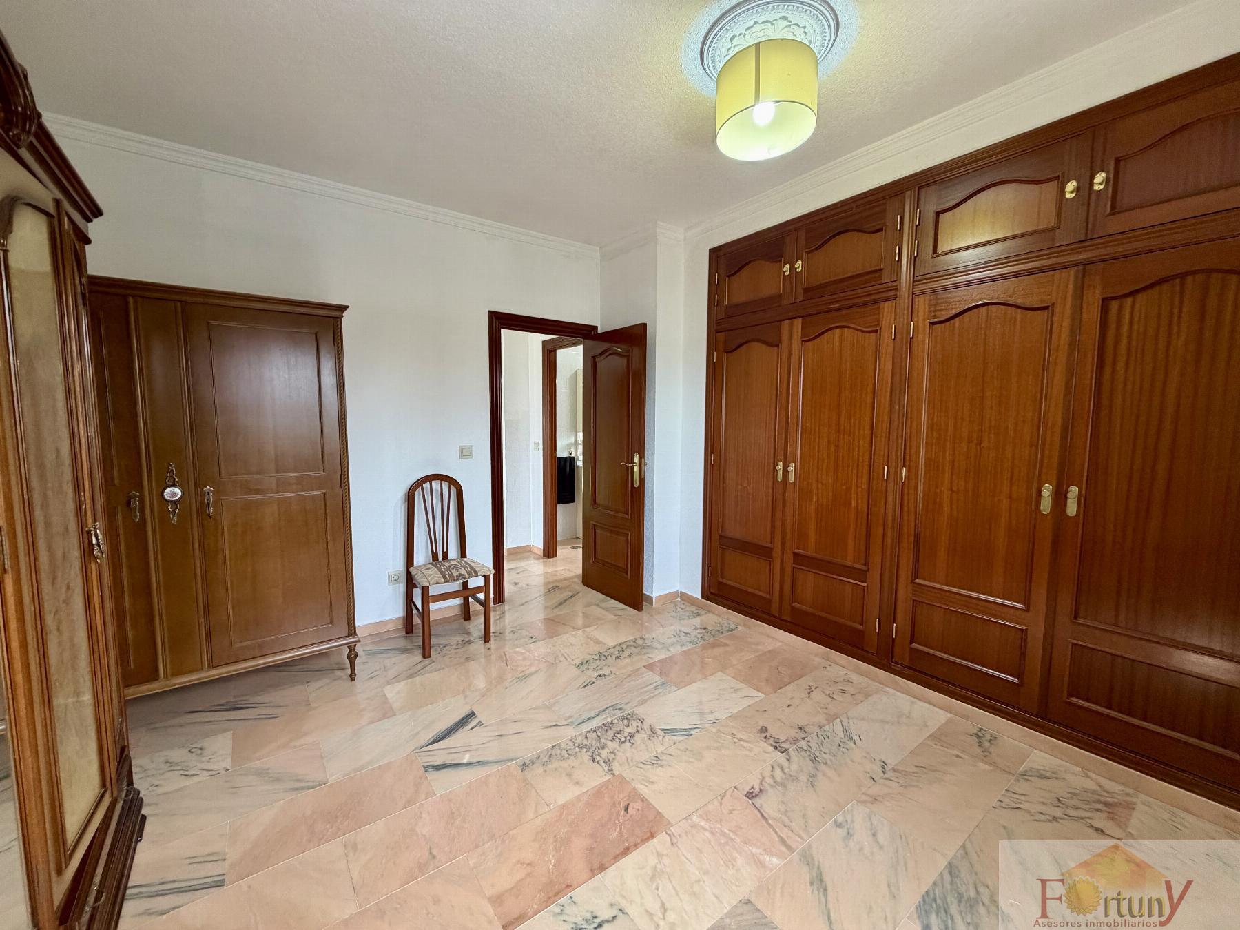 Venta de casa en Ogíjares