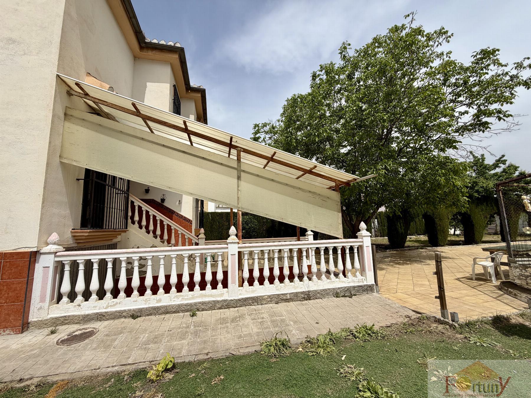 Venta de casa en Ogíjares