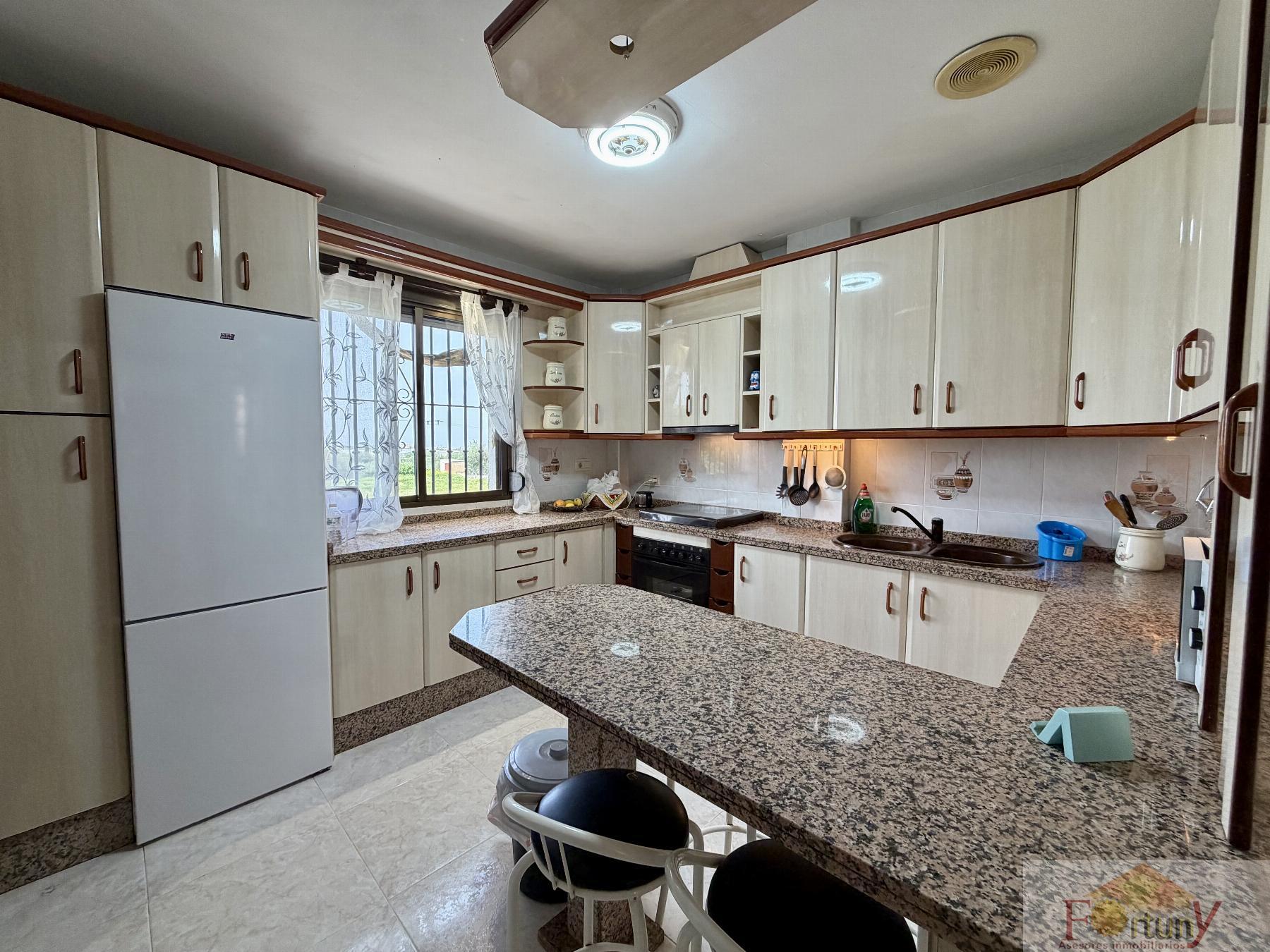 Venta de casa en Ogíjares