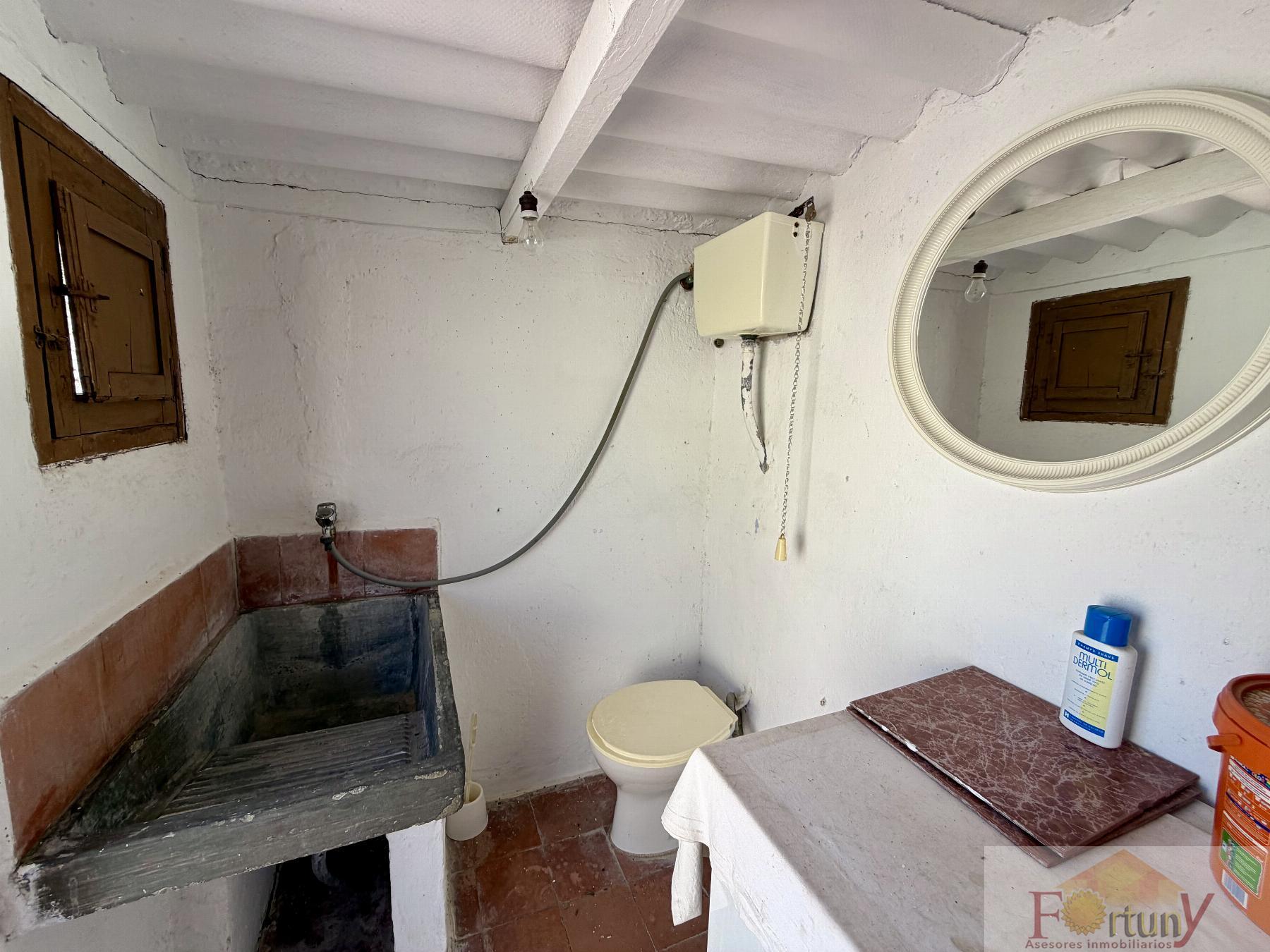 Venta de casa en Otívar
