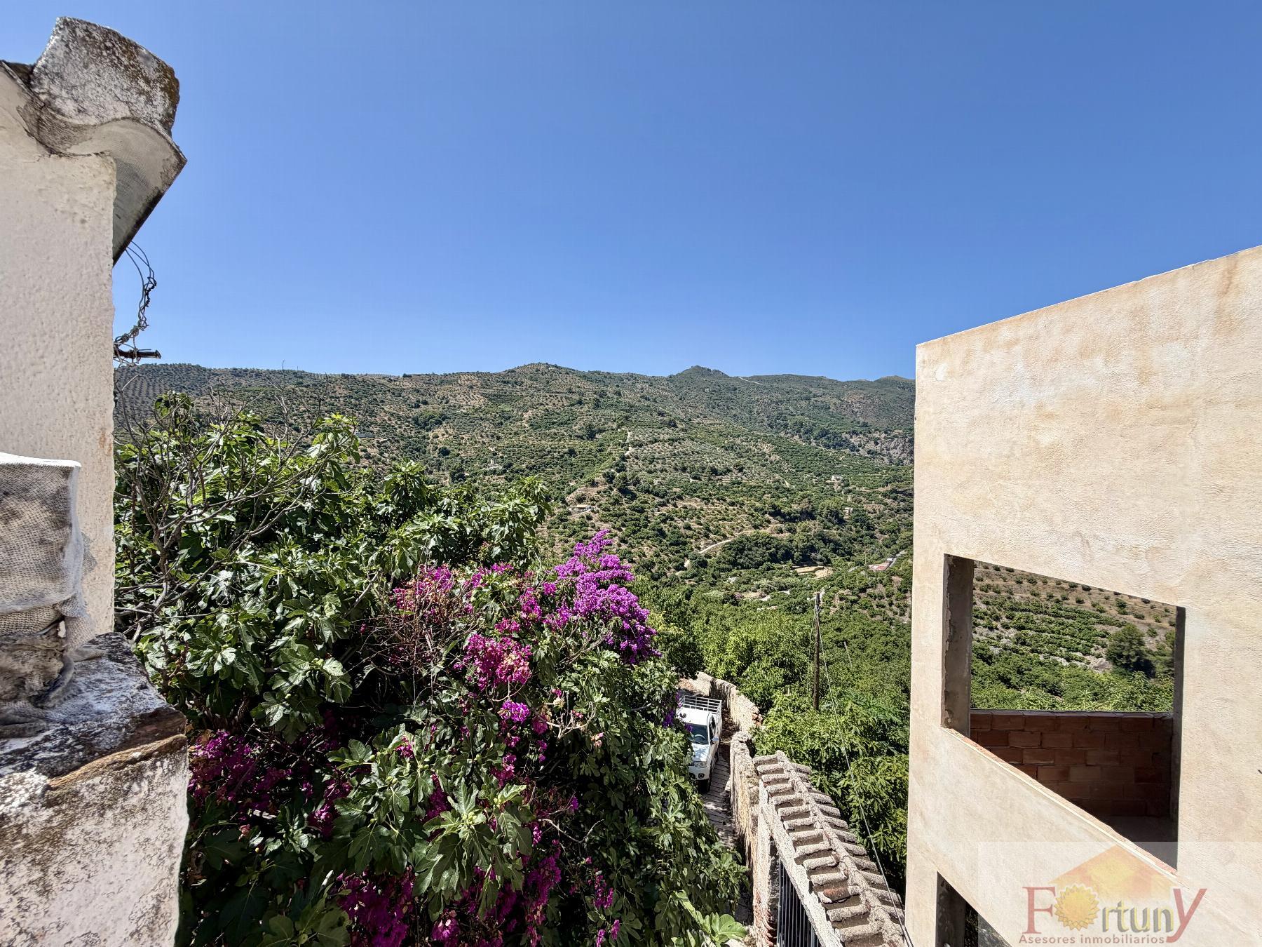Venta de casa en Otívar