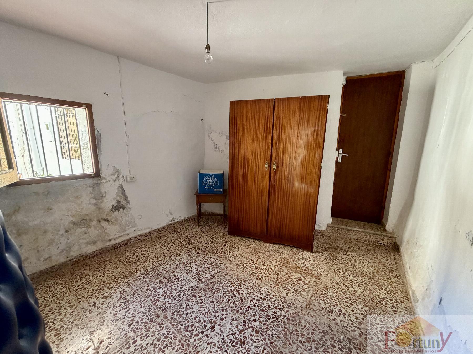 Venta de casa en Otívar