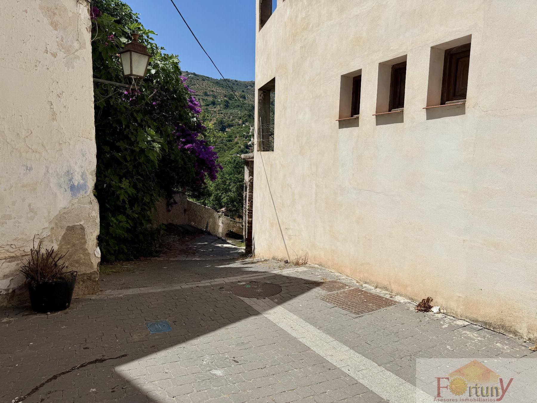 Venta de casa en Otívar