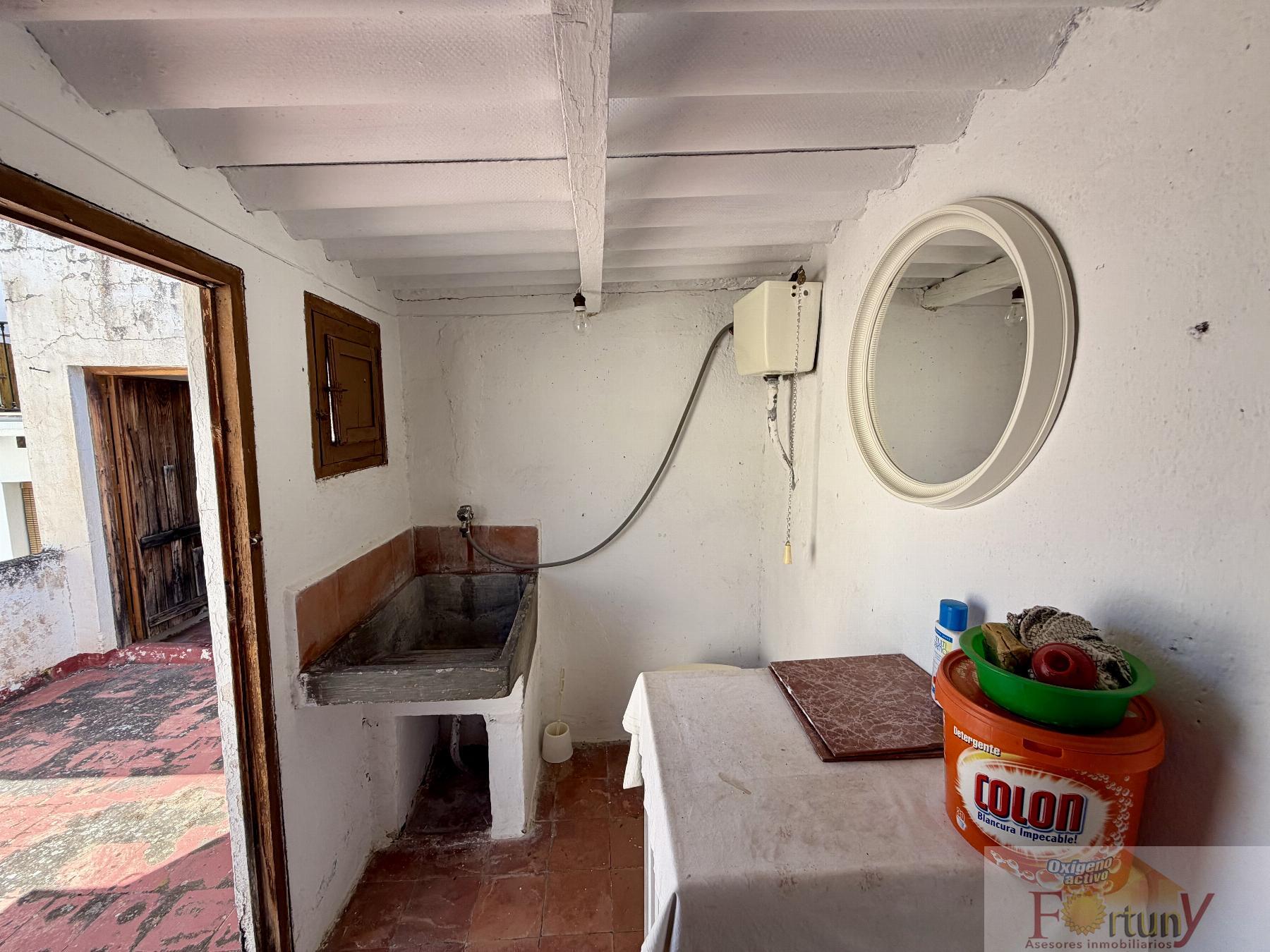 Venta de casa en Otívar