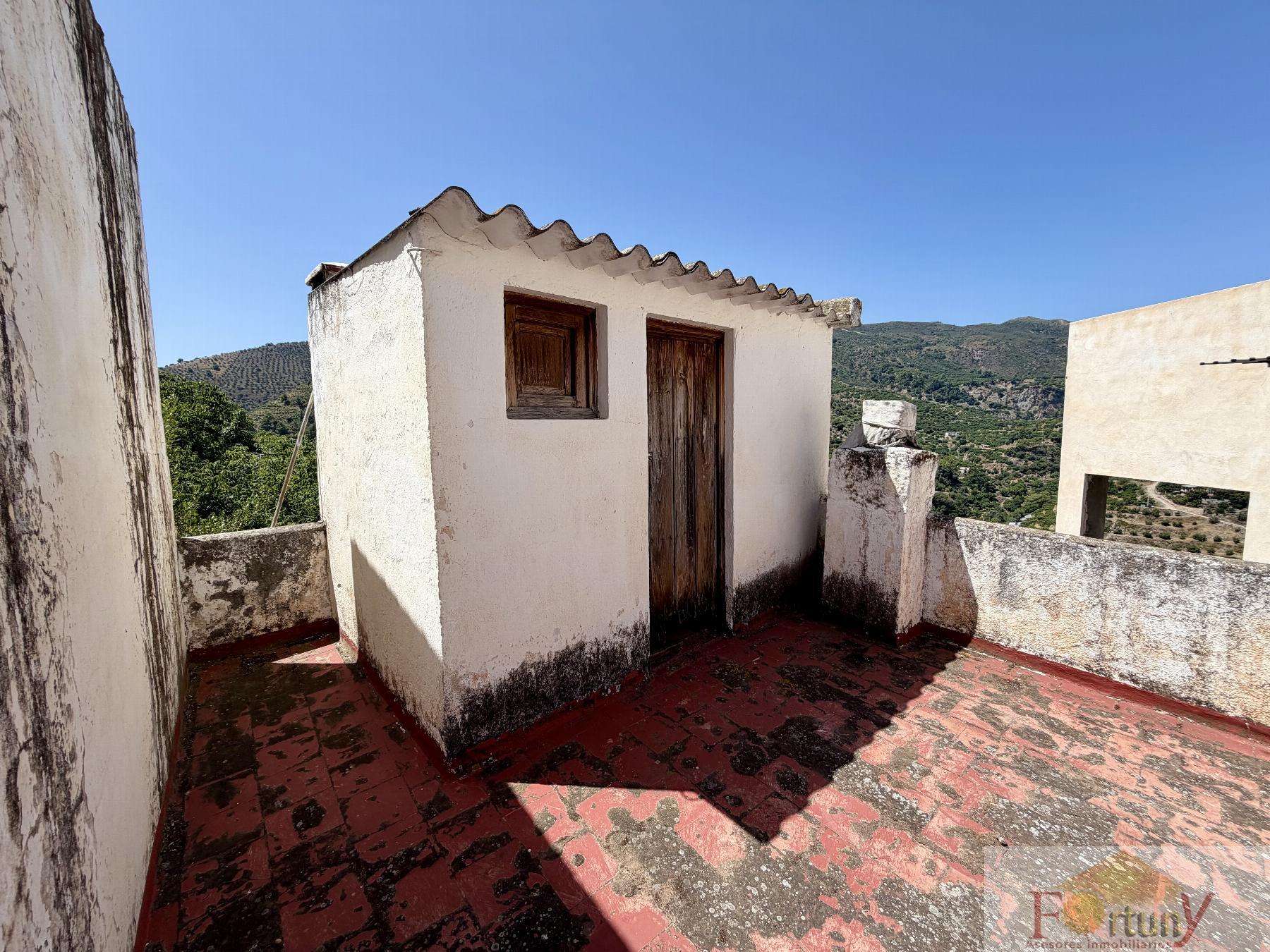 Venta de casa en Otívar
