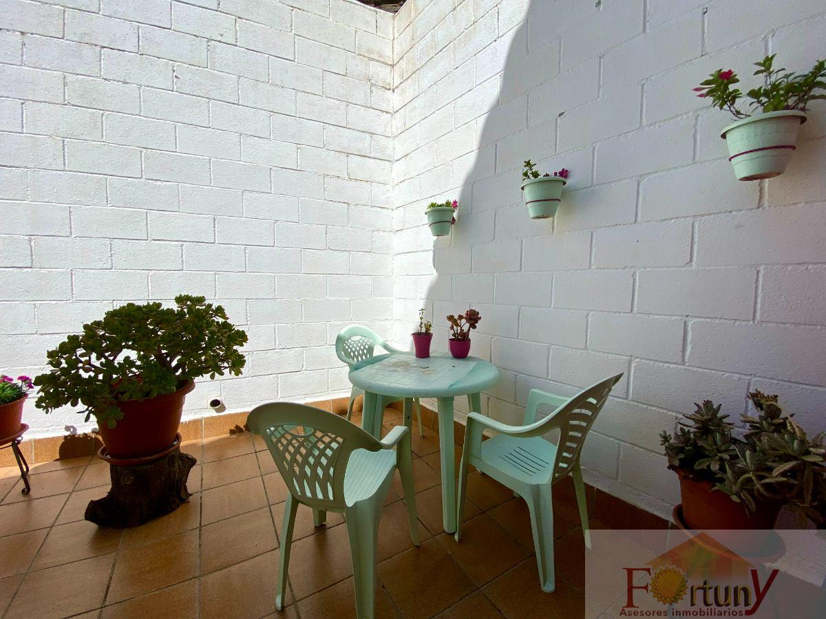 For sale of house in Almuñécar