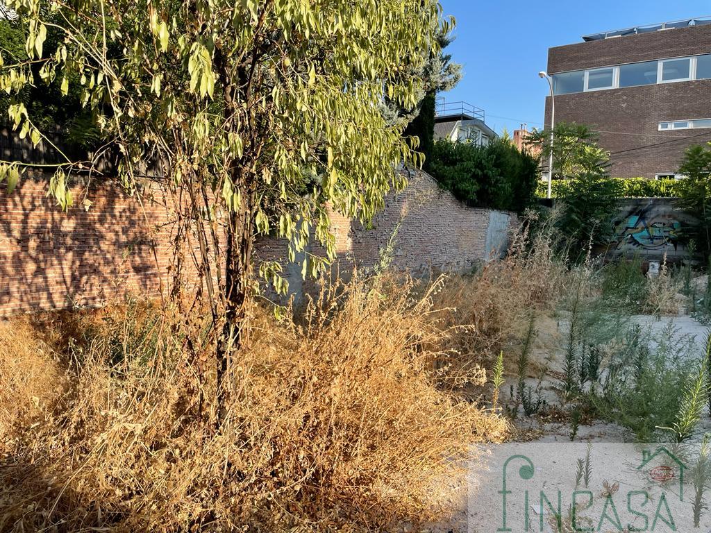 For sale of land in Madrid