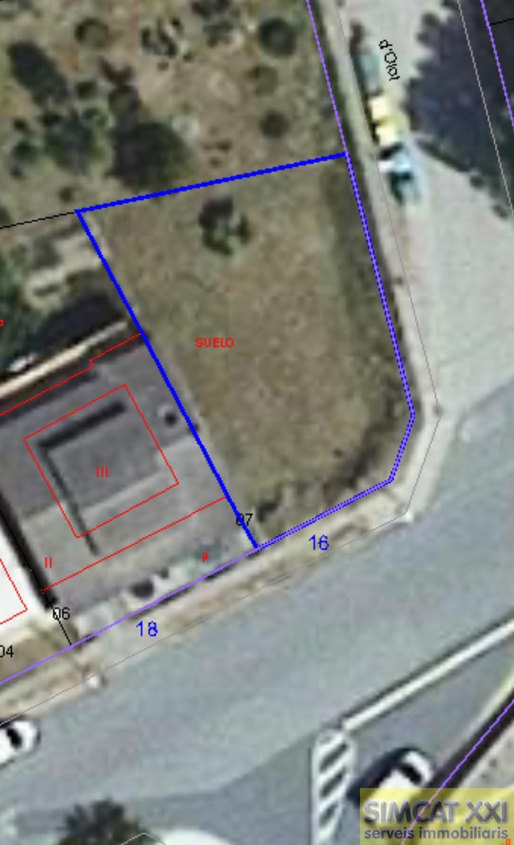 For sale of land in Olot