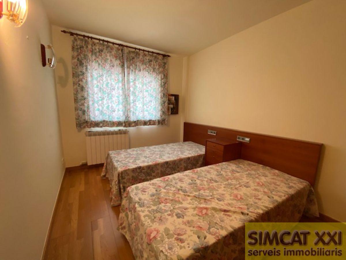 For sale of flat in Figueres