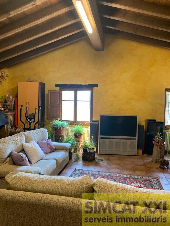 For sale of masia in La Vall de Bianya