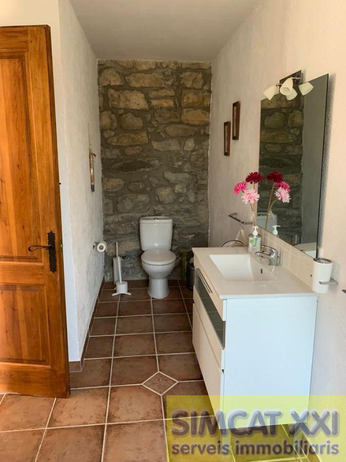 For sale of masia in La Vall de Bianya