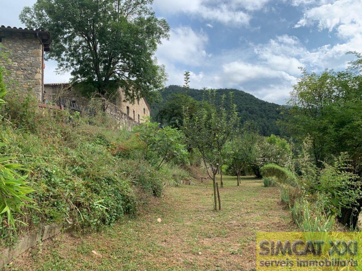 For sale of masia in La Vall de Bianya