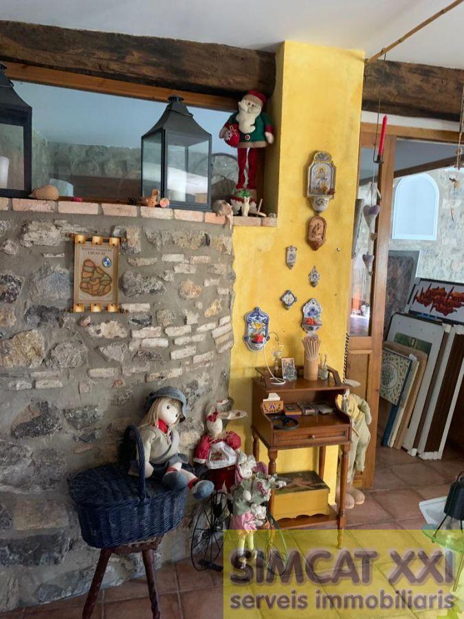 For sale of masia in La Vall de Bianya
