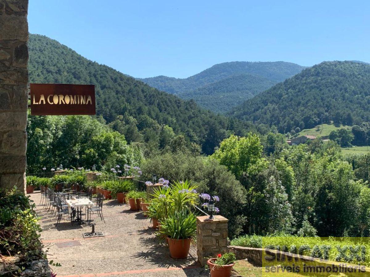 For sale of masia in La Vall de Bianya