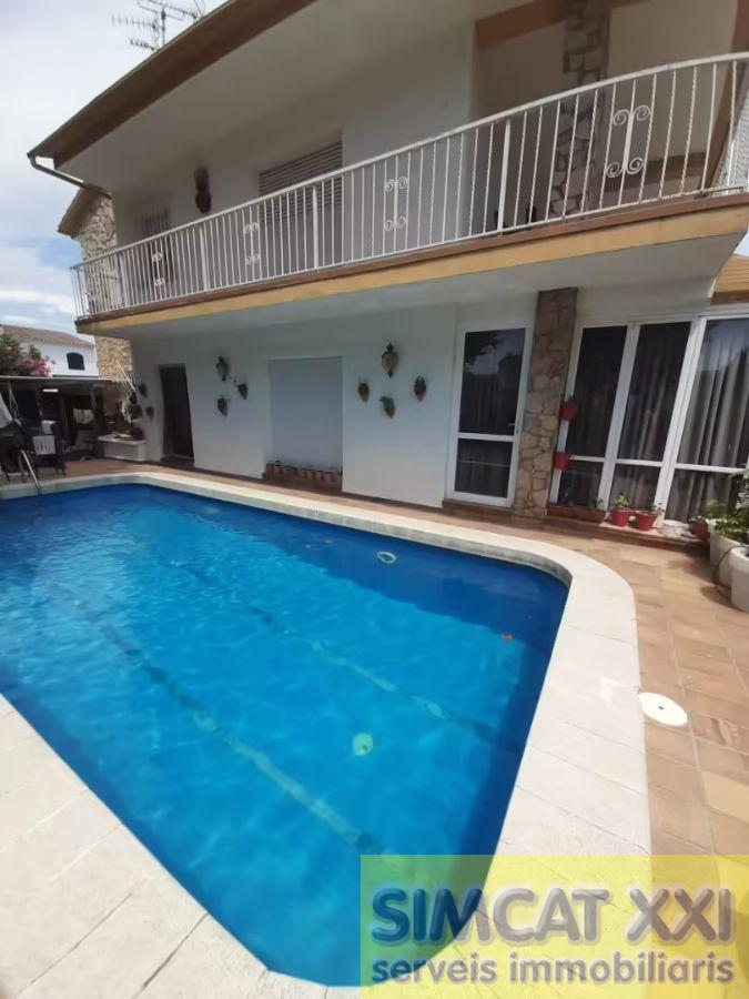 For sale of house in Empuriabrava