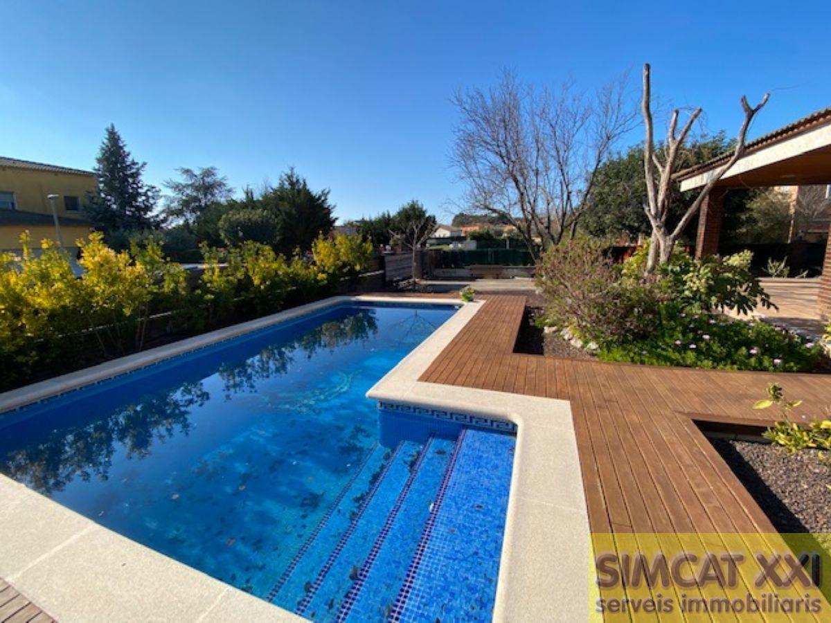 For sale of house in Avinyonet de Puigventós