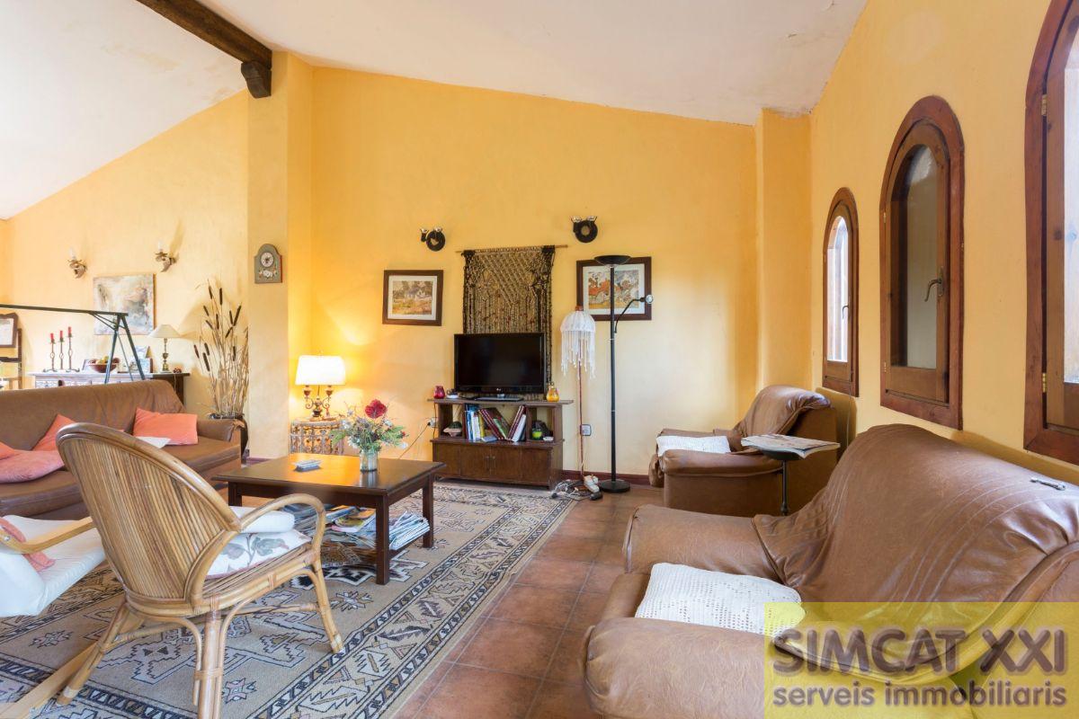 For sale of house in Palol de Revardit