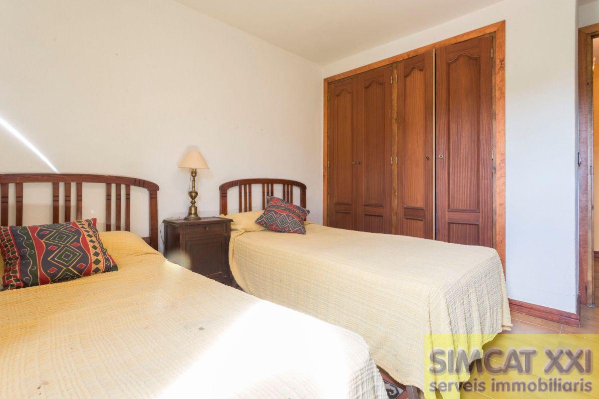 For sale of house in Palol de Revardit