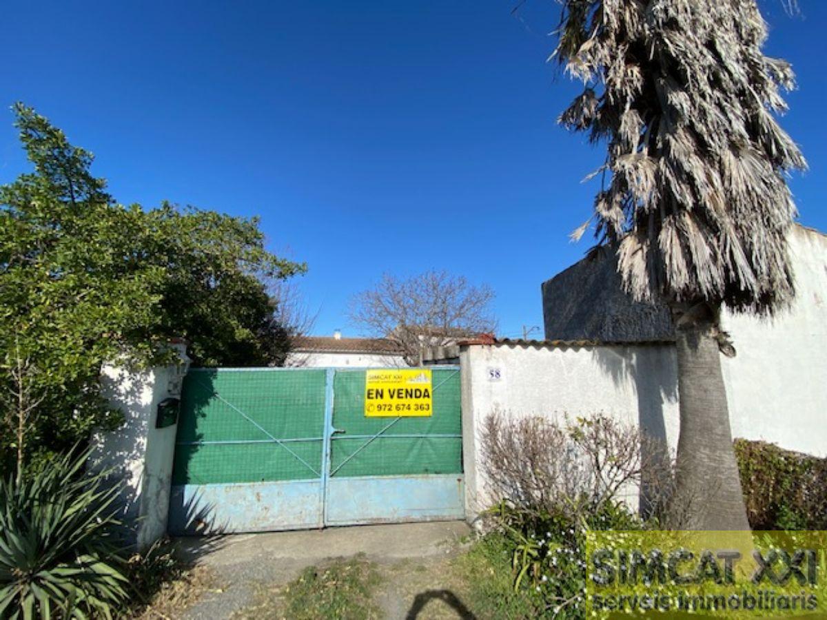 Продажа от

 Домa на Figueres