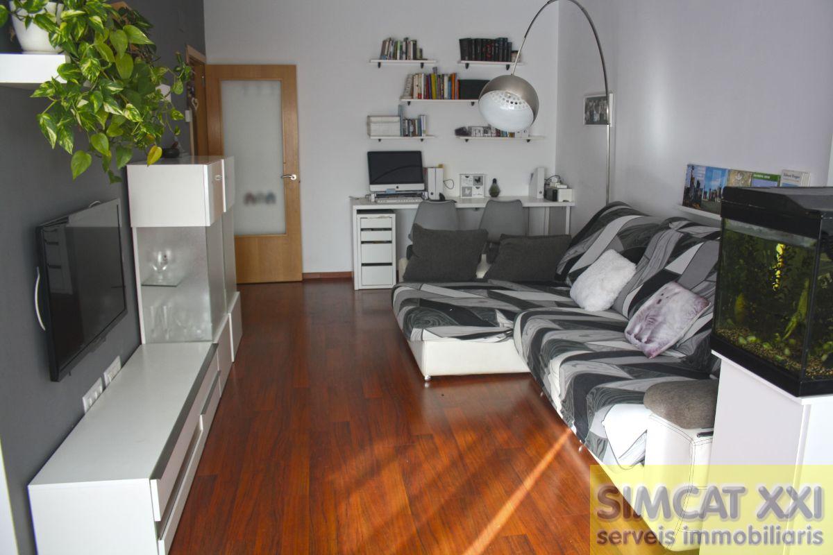 For sale of flat in Navata