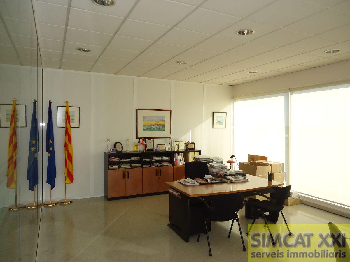 Venta de nave industrial en Vilafant
