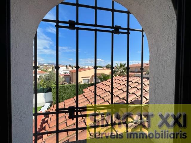 For sale of house in Empuriabrava