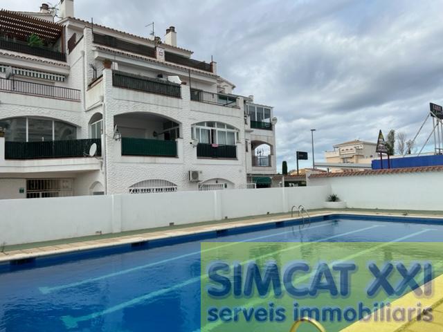 Venda de apartament a Empuriabrava