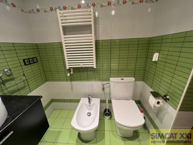 For sale of flat in Figueres